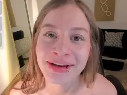 IsabellaMoretti  live sex cam