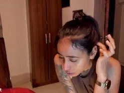 La_gata_69  live sex cam