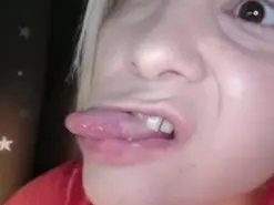 Hottye  live sex cam