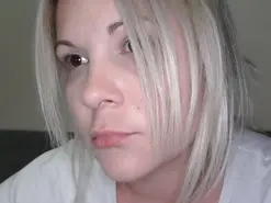 Hottye  live sex cam