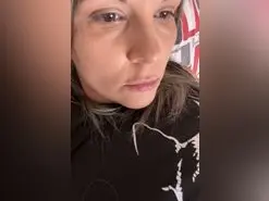 Hottye  live sex cam