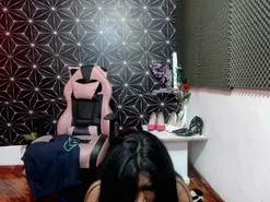 Nicolsley  live sex cam