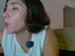 Silent_Petite  live sex cam