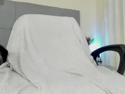 Scarlte_hit  live sex cam