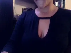 Sofia_brunni  live sex cam