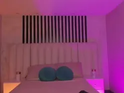 NiaSalvatore  live sex cam