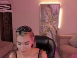 NiaSalvatore  live sex cam