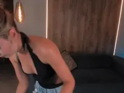 NiaSalvatore  live sex cam