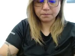Haashkyo  live sex cam