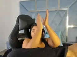 Lucy_asm  live sex cam