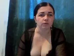 Vitalina28  live sex cam