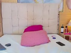 Moxie_monclair  live sex cam
