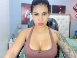 CynthiaVega  live sex cam