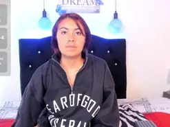 Melany_cherry  live sex cam