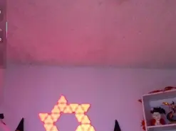 Tiny_vixen  live sex cam