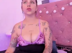 JulianaCarter  live sex cam