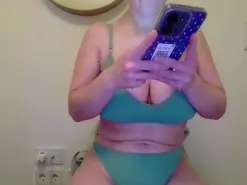 Lionnebrunnette  live sex cam