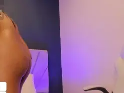 Shanna3  live sex cam