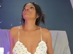 Shanna3  live sex cam