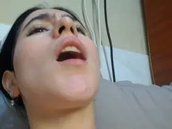 Umma-  live sex cam