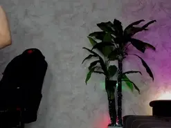 Emma77  live sex cam