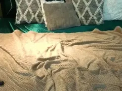 NikkiGold  live sex cam