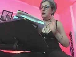 MistressNyx_cg  live sex cam