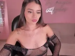 JulietteMoreau  live sex cam