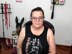 Amatistadark111  live sex cam