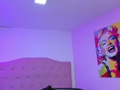 Tulunaroja  live sex cam