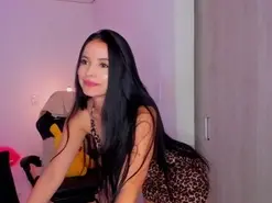 Melanyrouse1  live sex cam