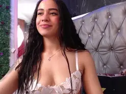 Lila-gummy  live sex cam