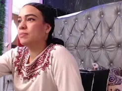 Lila-gummy  live sex cam