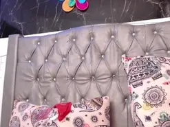 Lila-gummy  live sex cam