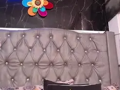 Lila-gummy  live sex cam