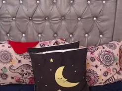Lila-gummy  live sex cam