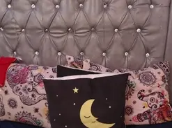 Lila-gummy  live sex cam