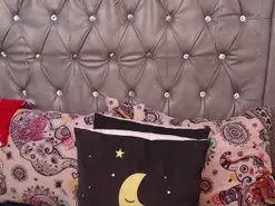 Lila-gummy  live sex cam
