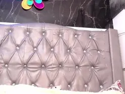 Lila-gummy  live sex cam