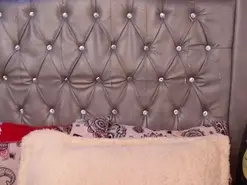 Lila-gummy  live sex cam