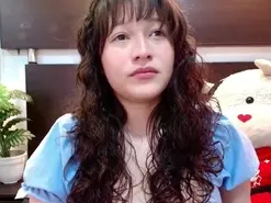 Tinny18_  live sex cam