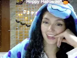 DiamondCurls  live sex cam