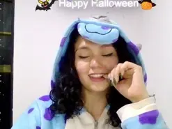 DiamondCurls  live sex cam