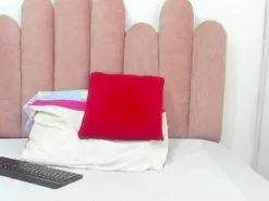 Yara10_  live sex cam