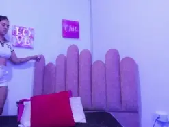 Yara10_  live sex cam