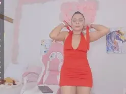 MilfAaura  live sex cam