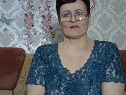 PaulaGolden  live sex cam