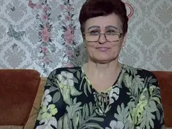 PaulaGolden  live sex cam