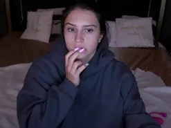 ValeryRoyale  live sex cam