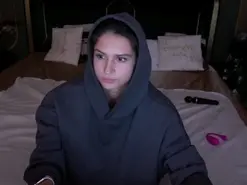 ValeryRoyale  live sex cam